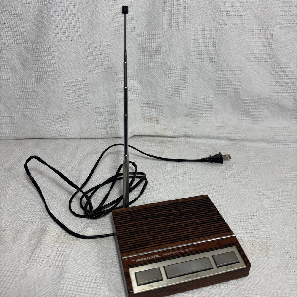 Weatheradio Weather Alert Radio Realistic Model 12-140 Vintage Works